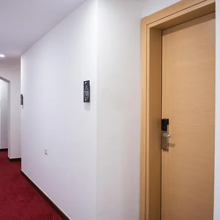 Santa Quaranta Premium Sarande