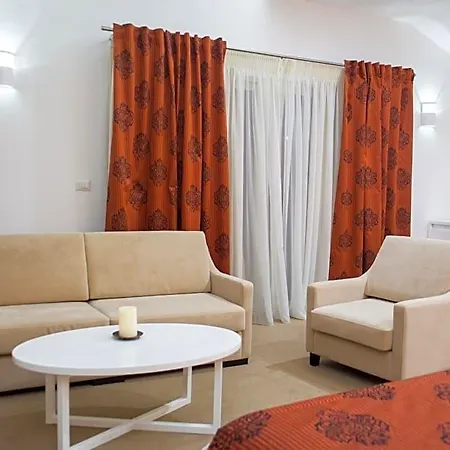 سانتا كوارانتا بريميوم منتجع 5*