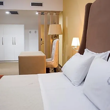 سانتا كوارانتا بريميوم منتجع 5*