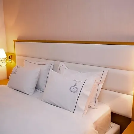 Santa Quaranta Premium 5* Sarandë