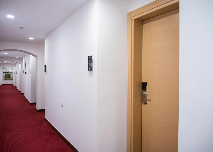 Santa Quaranta Premium Sarande