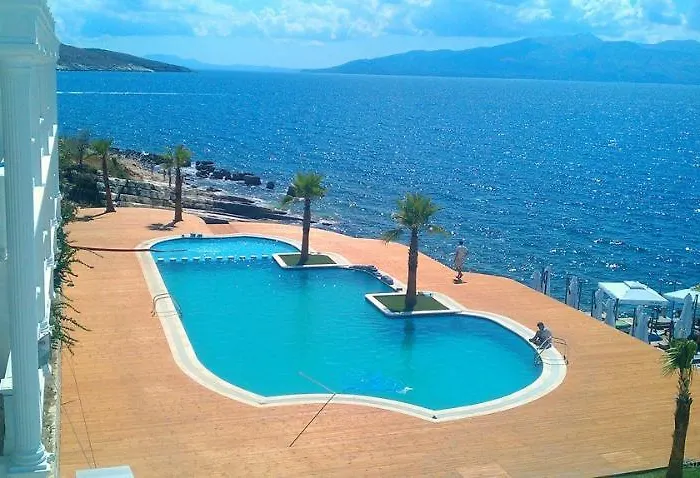Santa Quaranta Premium Resort 5*